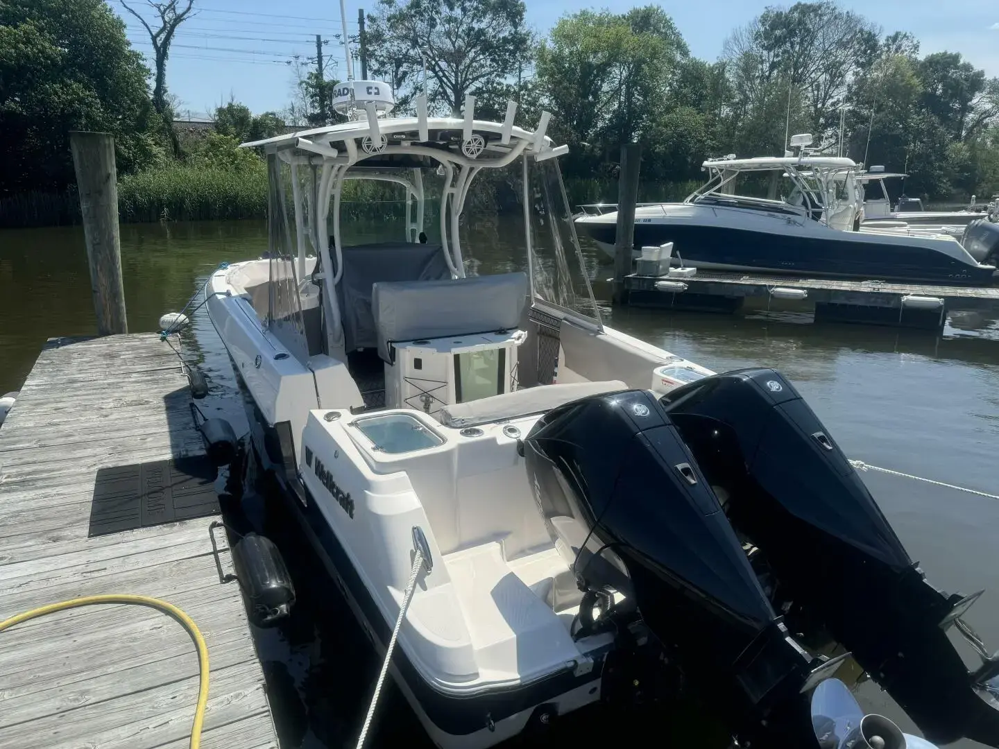 2019 Wellcraft 262 fisherman