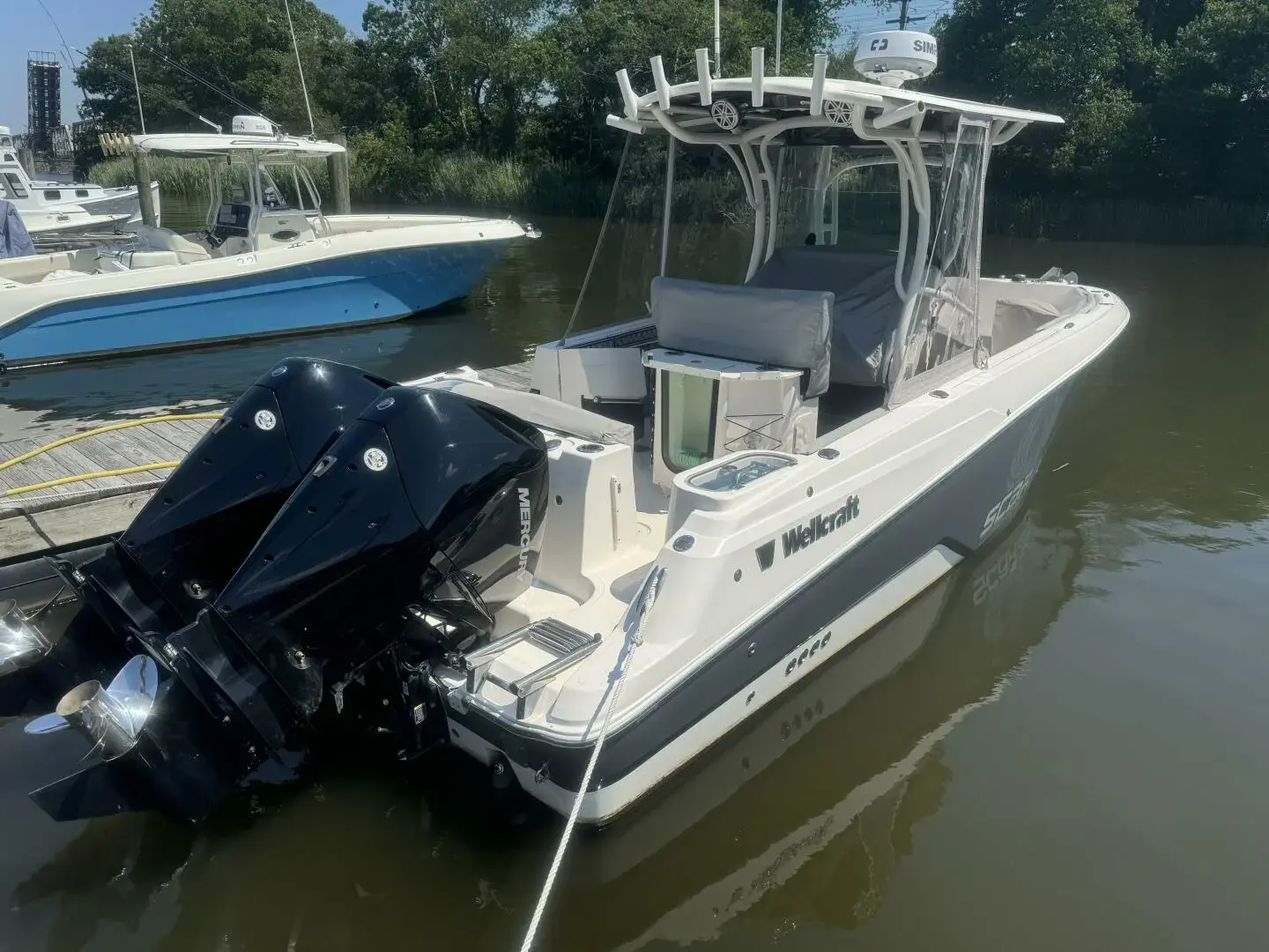 2019 Wellcraft 262 fisherman