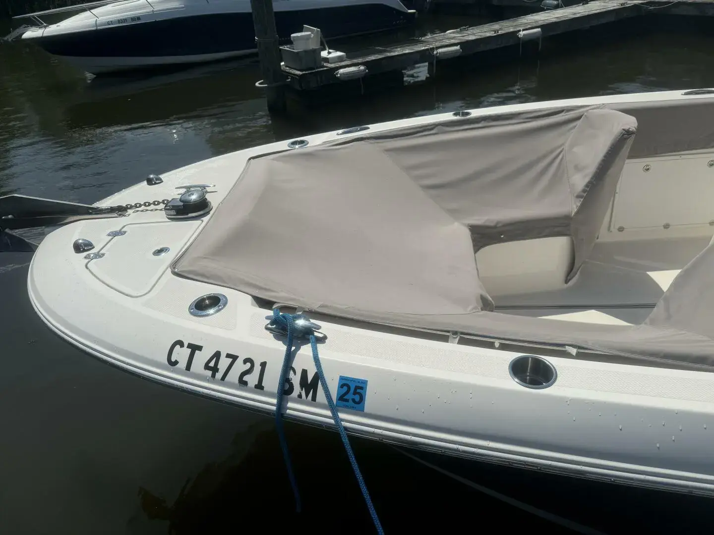 2019 Wellcraft 262 fisherman