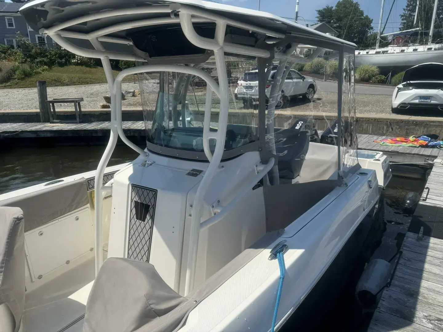 2019 Wellcraft 262 fisherman