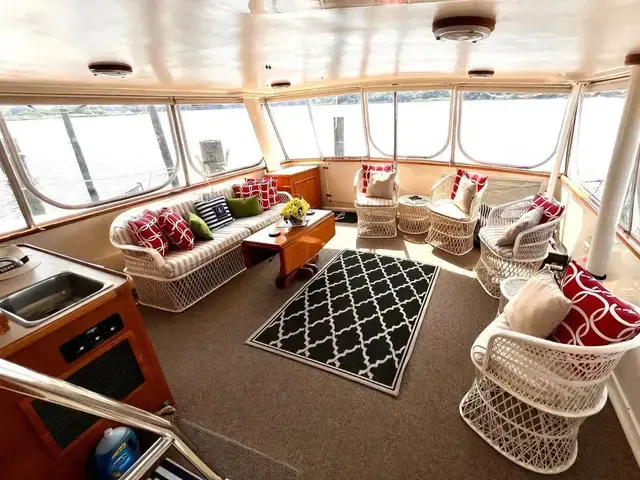 Californian 52 Cockpit Motor Yacht