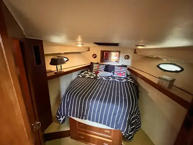 Californian 52 Cockpit Motor Yacht