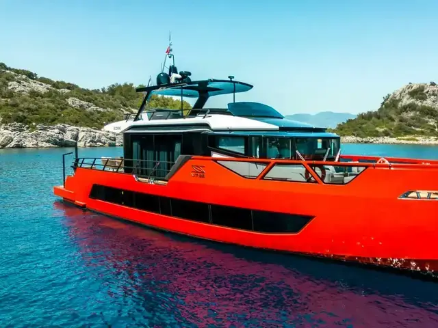 Sarp Yachts Custom