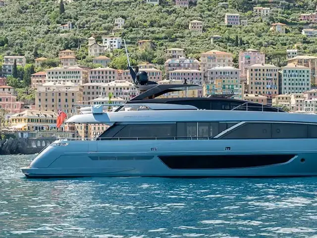 Riva 100 CORSARO