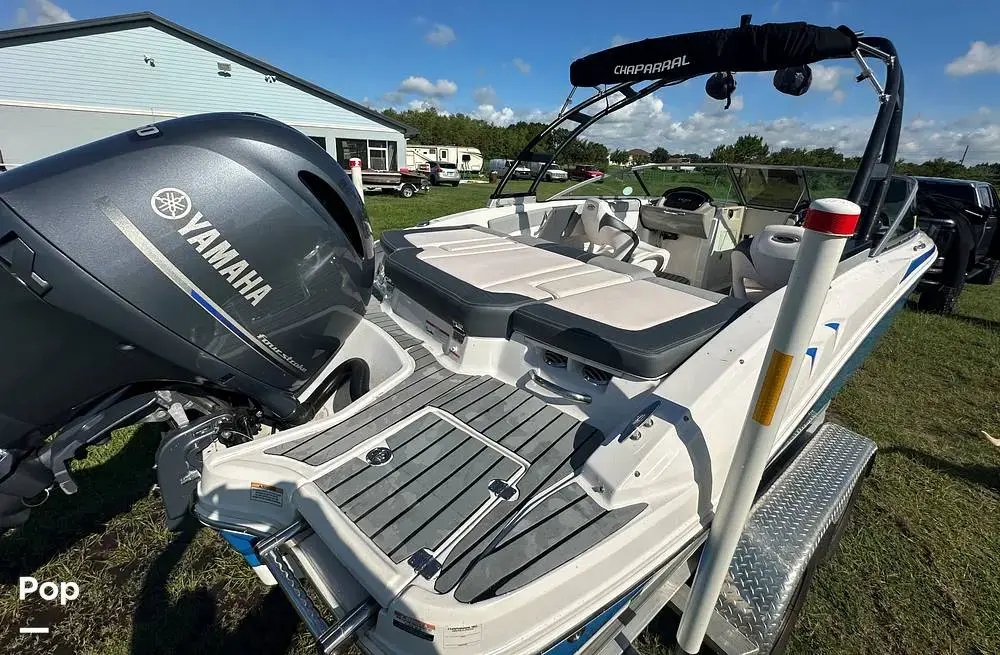 2019 Chaparral h2o sport 21 deluxe