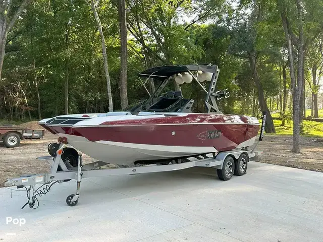 Axis Boats A22