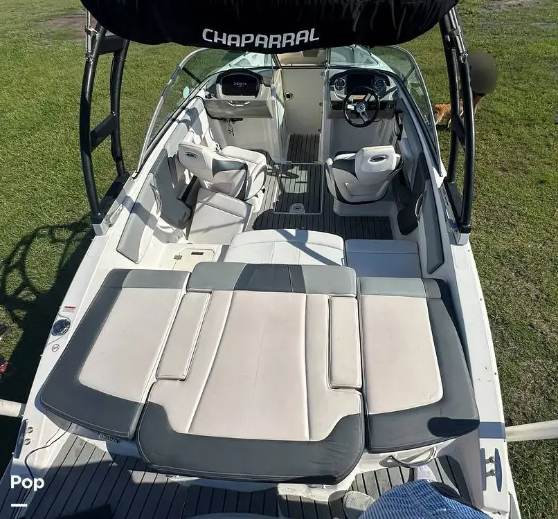 2019 Chaparral h2o sport 21 deluxe