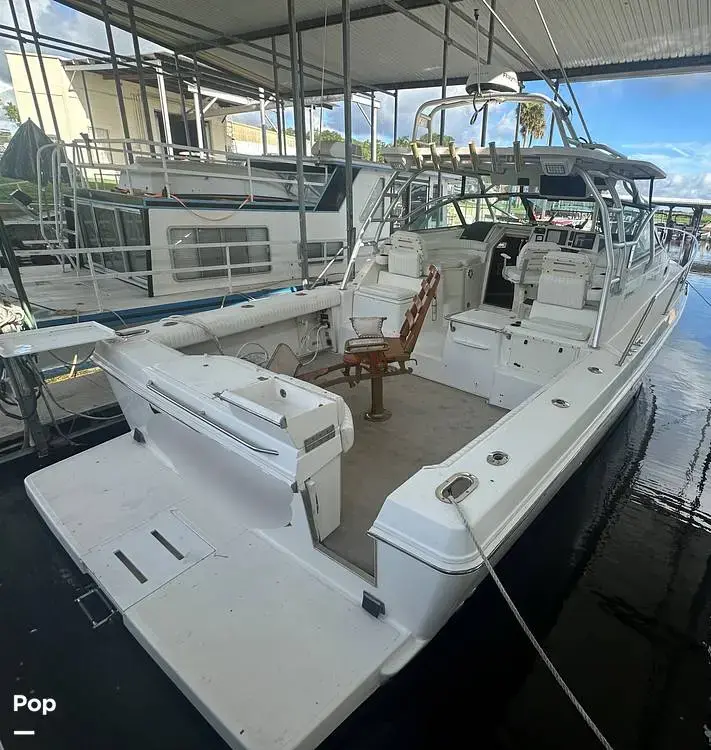 2000 Boston Whaler defiance 38