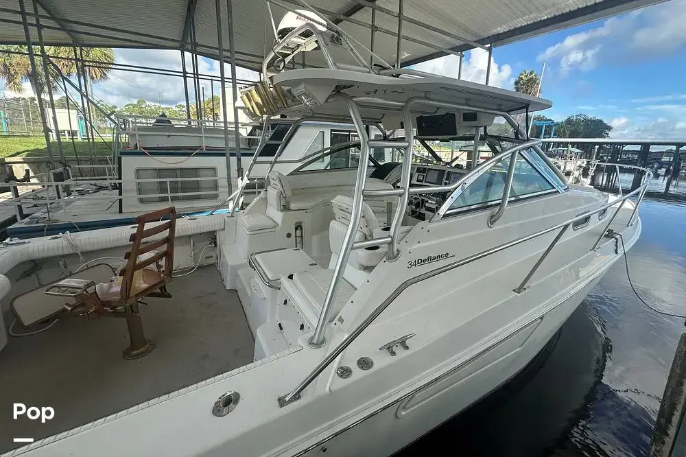 2000 Boston Whaler defiance 38