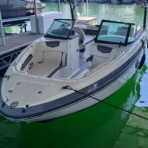 2017 Chaparral 243 Vortex VRX