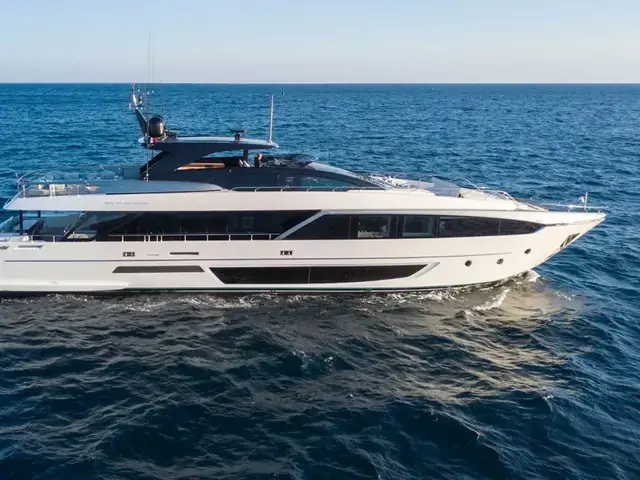 Riva 110 DOLCEVITA