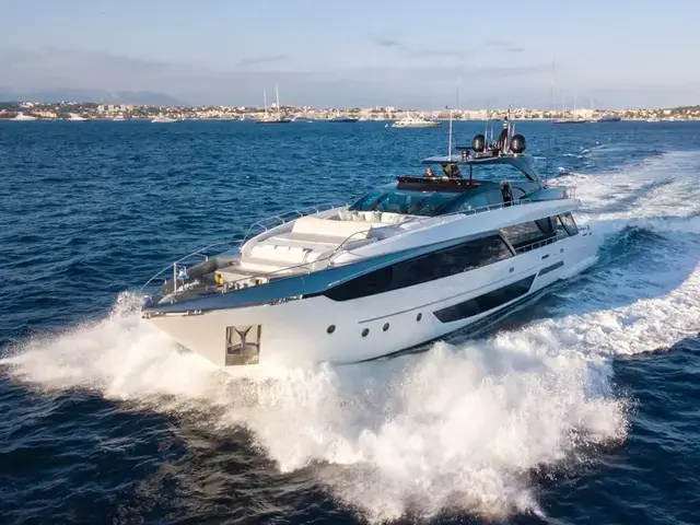 Riva 110 DOLCEVITA