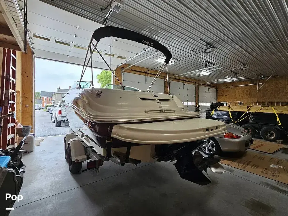 2006 Sea Ray 240 sundeck