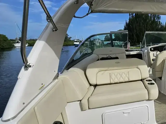 Regal 33 XO Express Cruiser Outboard