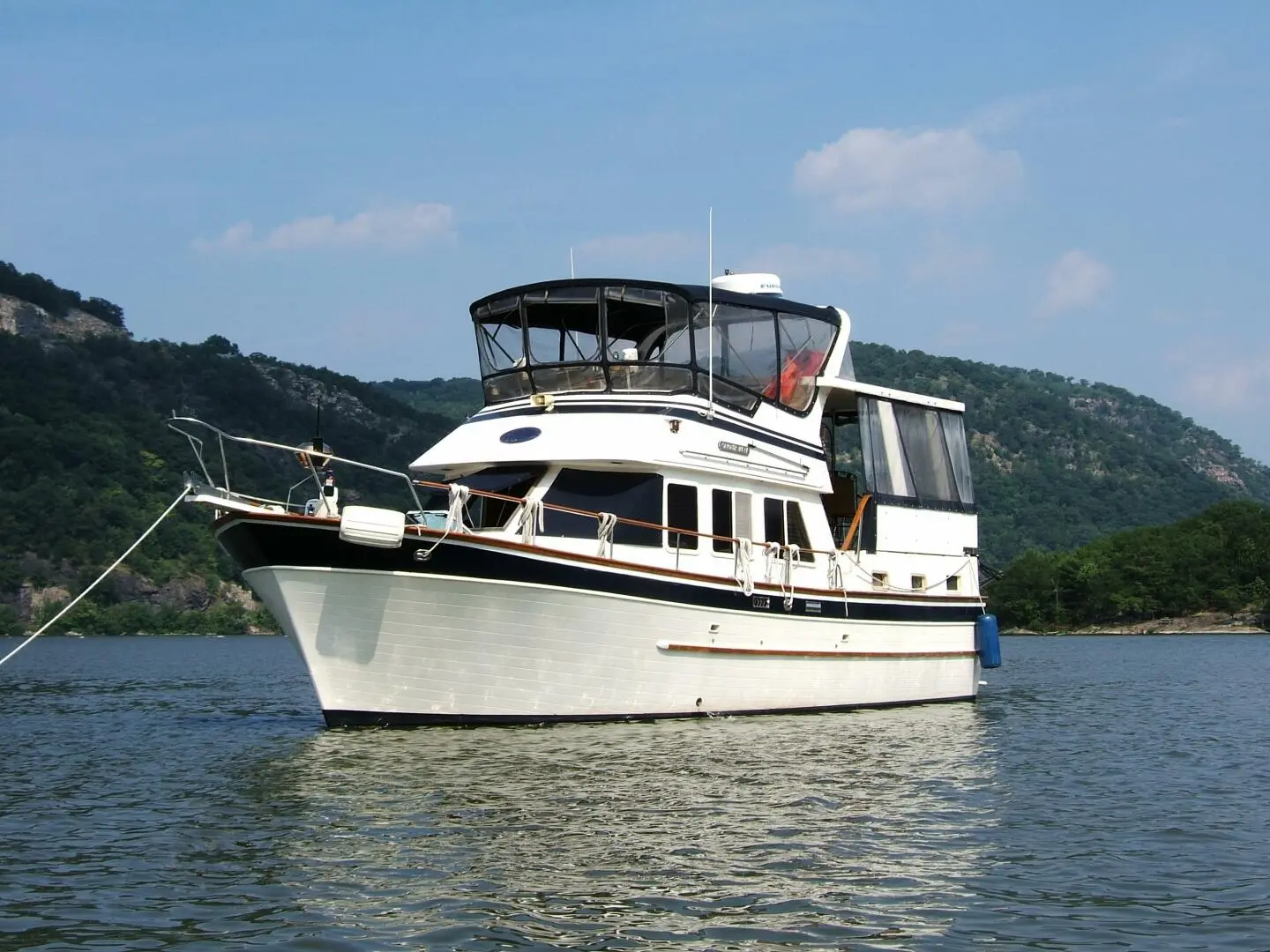 1986 Marine Trader 40' sundeck trawler