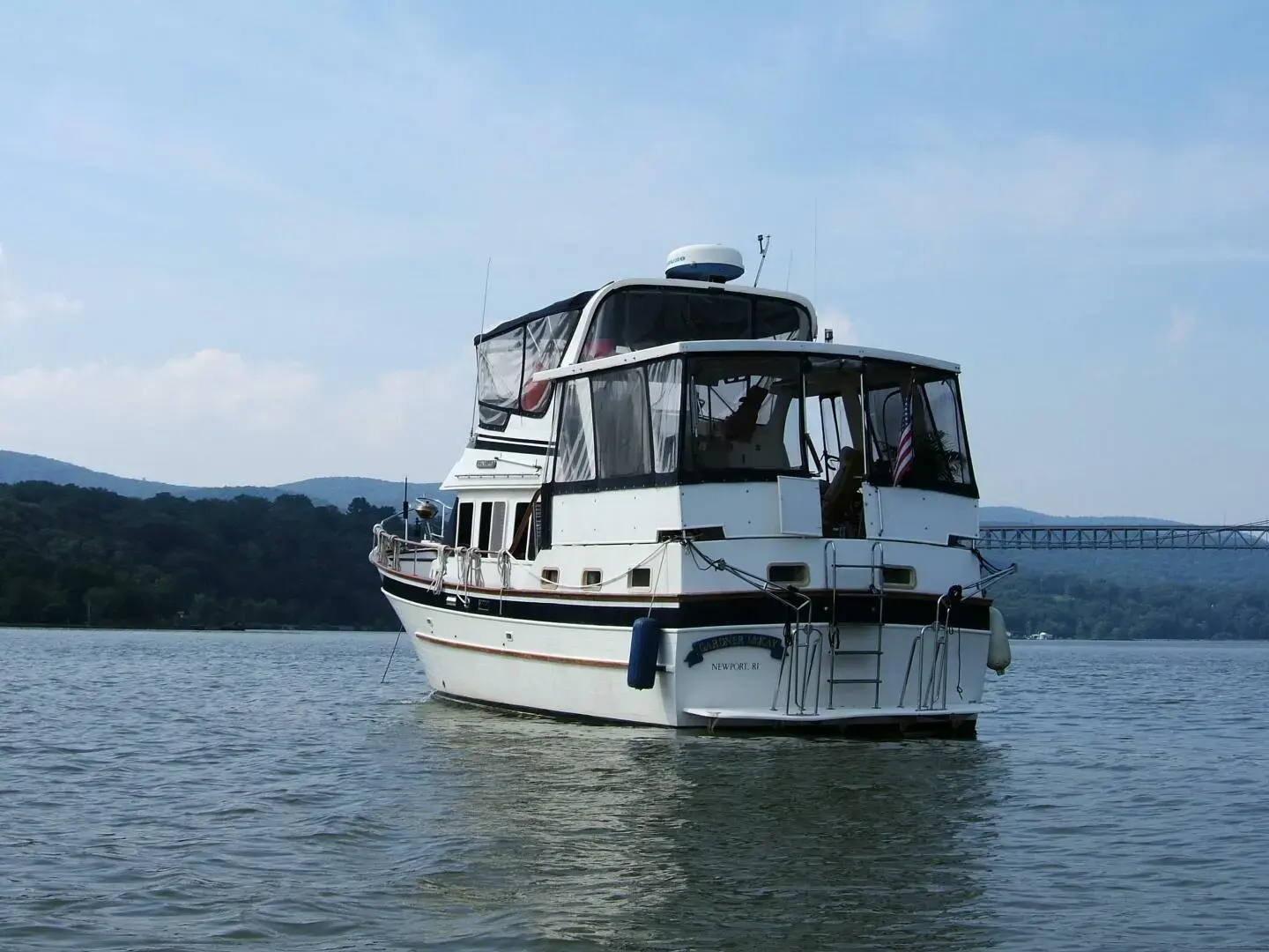 1986 Marine Trader 40' sundeck trawler