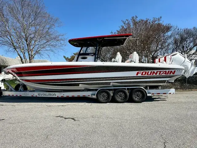 Fountain Powerboats 34 SC