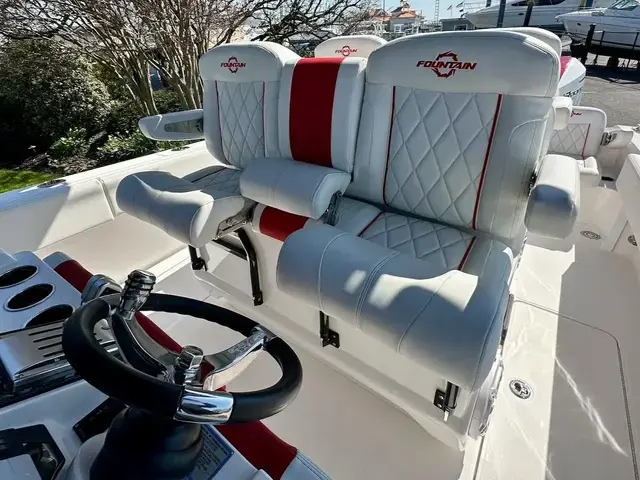 Fountain Powerboats 34 SC