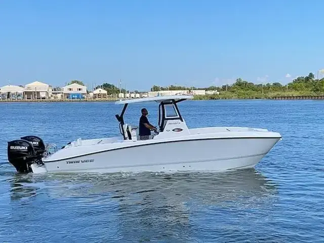 Twin Vee Boats 260GFX