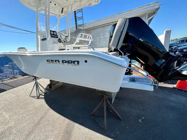 Sea Pro Boats 202