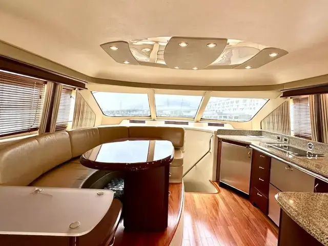 Sea Ray 58 Sedan Bridge