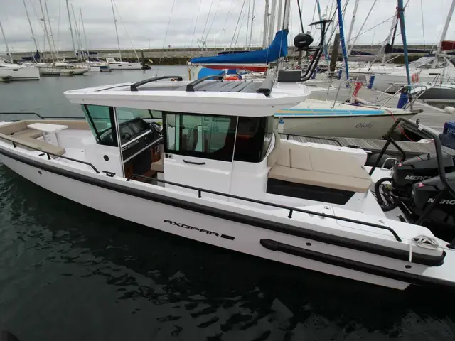 Axopar 28 CABIN