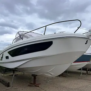 2023 Beneteau Flyer 9 Sundeck