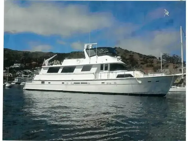 Hatteras 70' Cockpit Motor Yacht