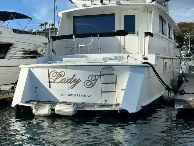 Hatteras 70' Cockpit Motor Yacht