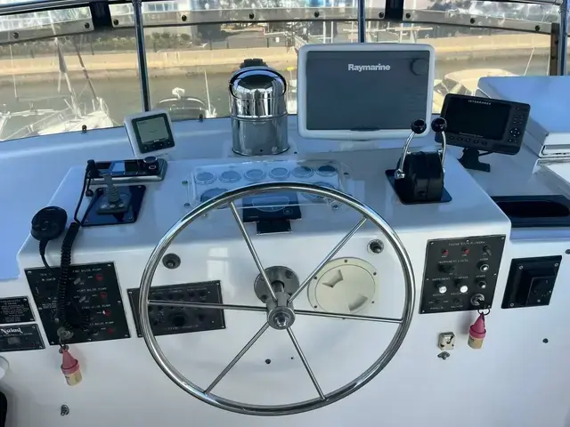 Hatteras 70' Cockpit Motor Yacht