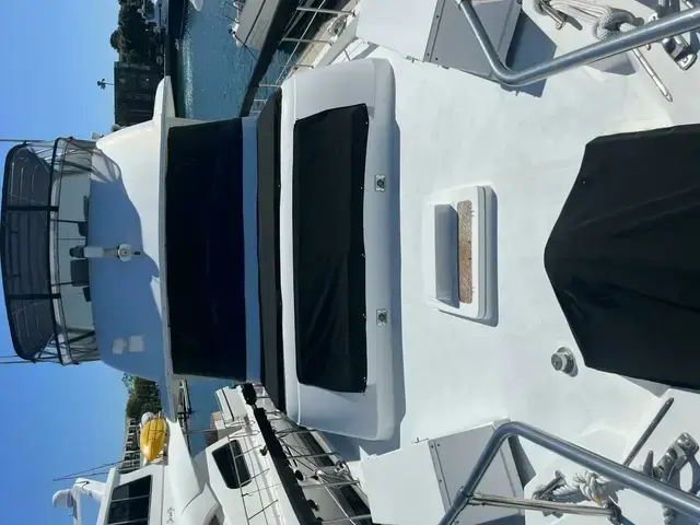 Hatteras 70' Cockpit Motor Yacht