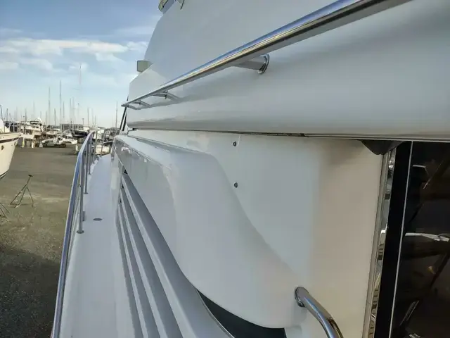 Fairline 66