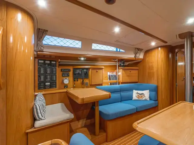 Jeanneau Sun Odyssey 43