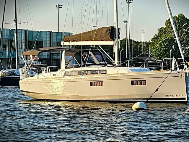 Beneteau Oceanis 38.1