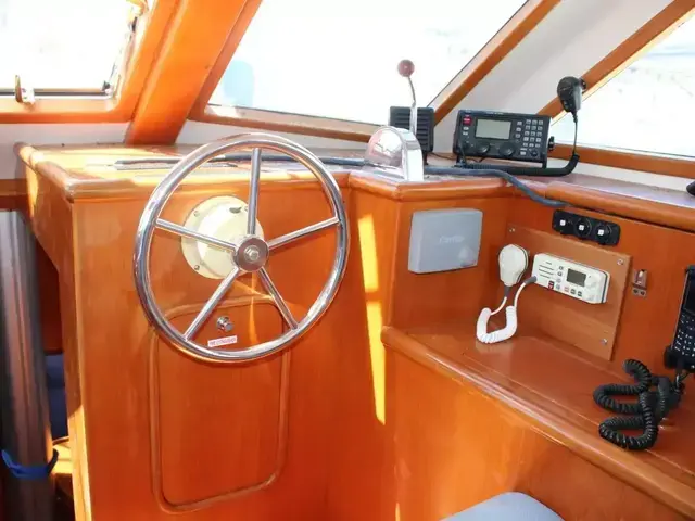 Tayana 460 Vancouver Pilothouse