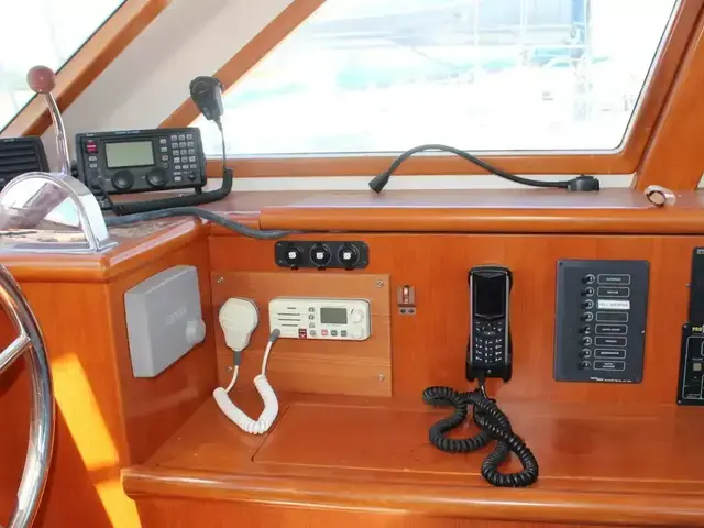 Tayana 460 Vancouver Pilothouse