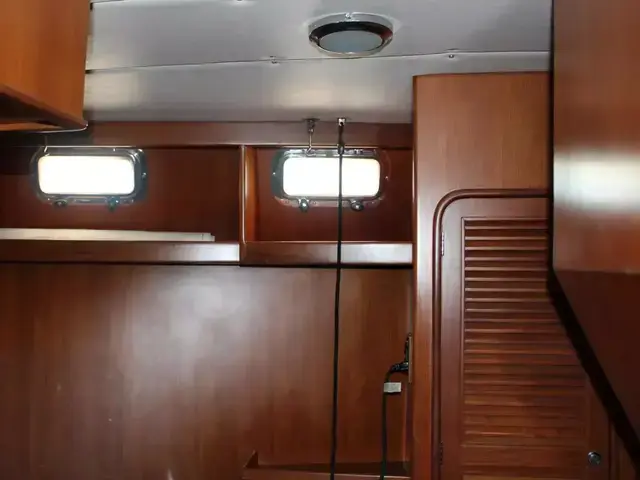 Tayana 460 Vancouver Pilothouse