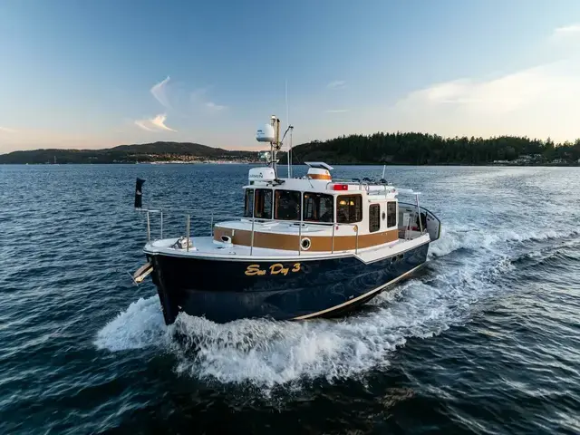 Ranger Tugs R-31 S