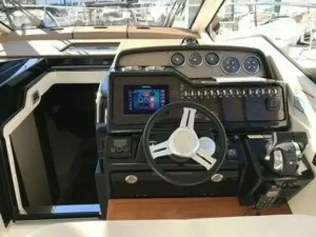 Sea Ray 350 Sundancer