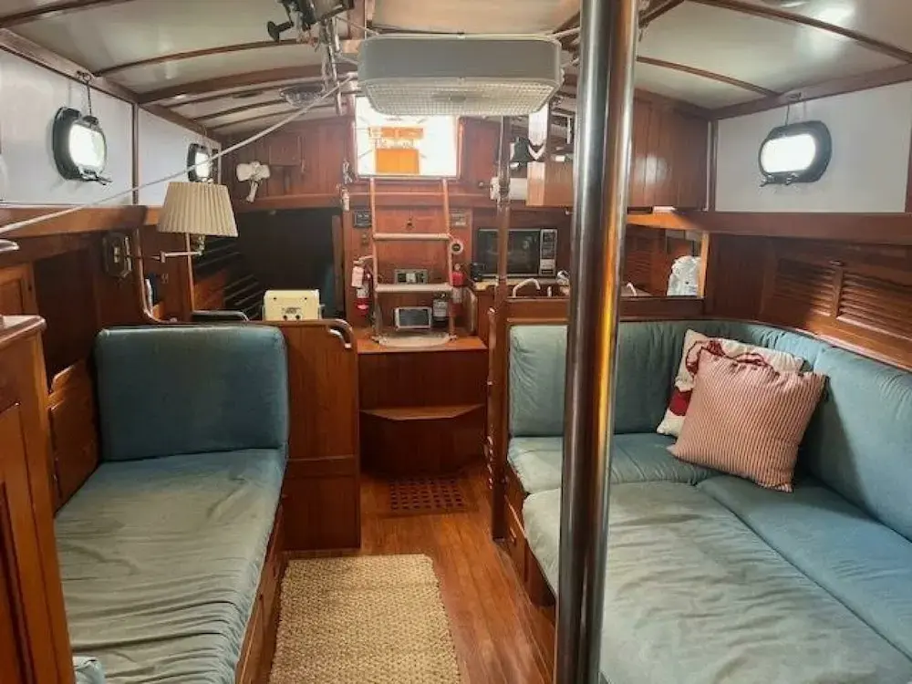 1978 Tayana 37' cutter