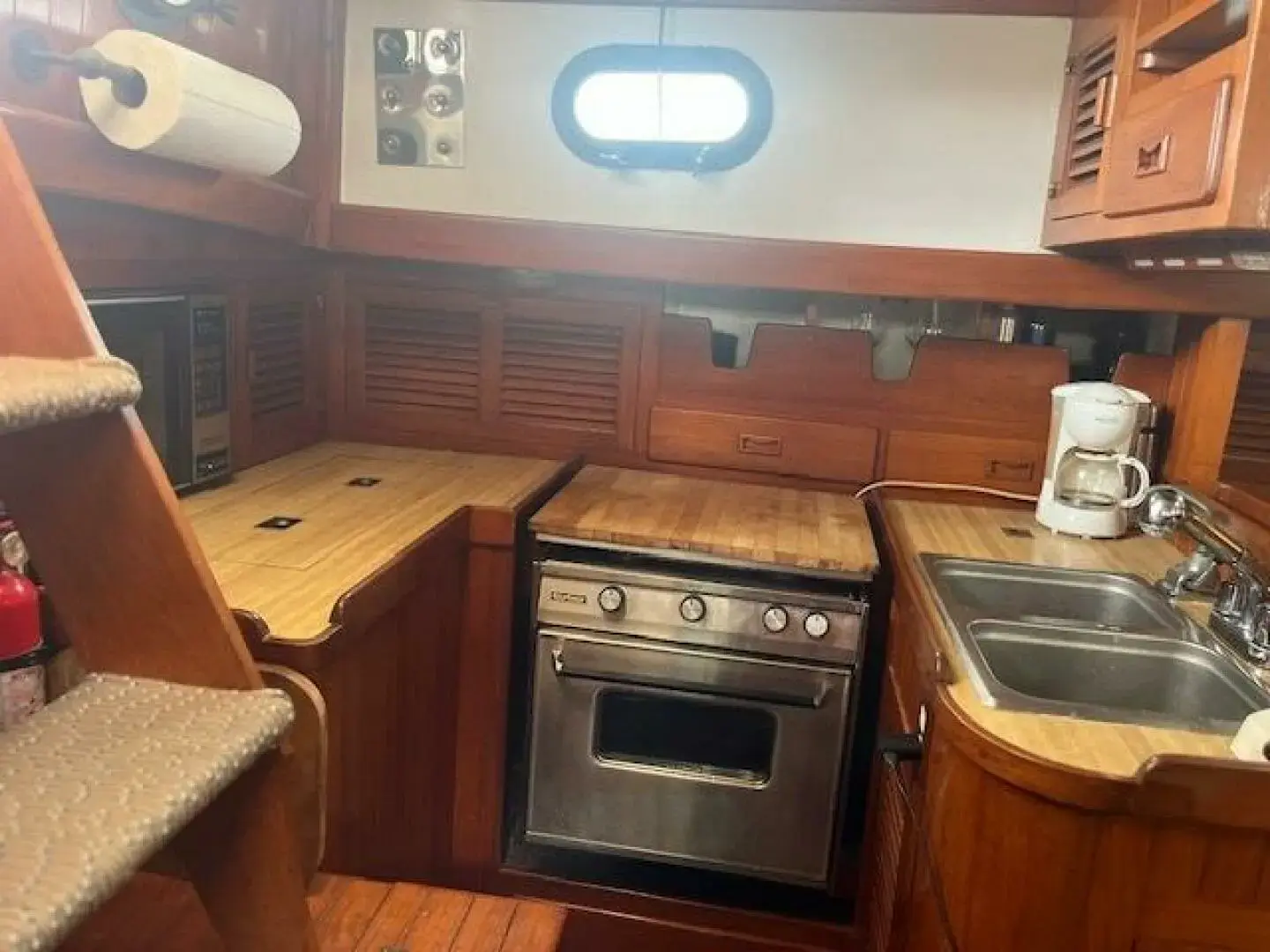 1978 Tayana 37' cutter