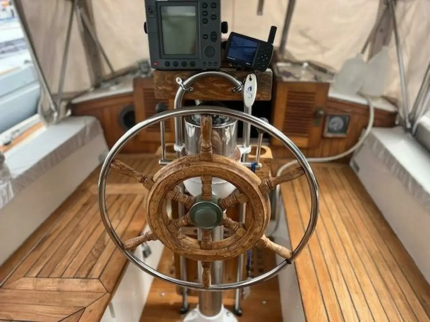 1978 Tayana 37' cutter