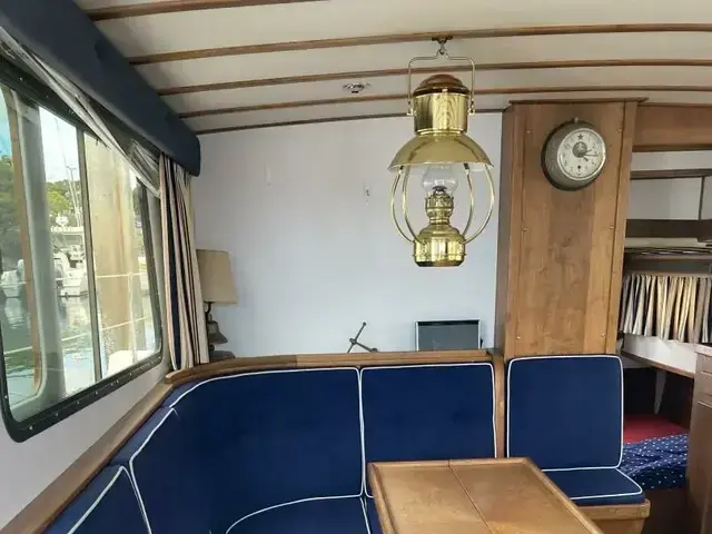 Monk Custom 38 Trawler