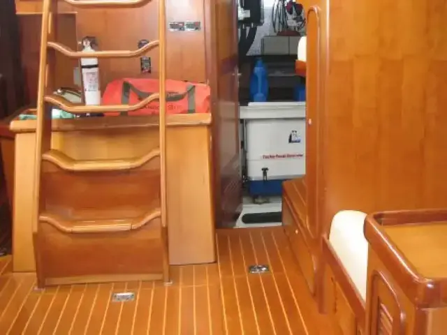 Tayana 58 Deck Saloon