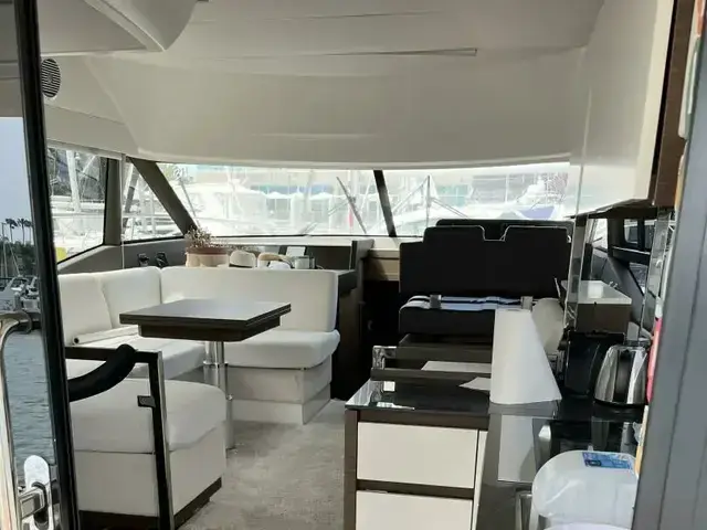 Prestige 460