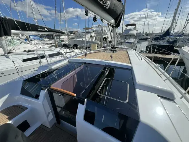 Hanse 418