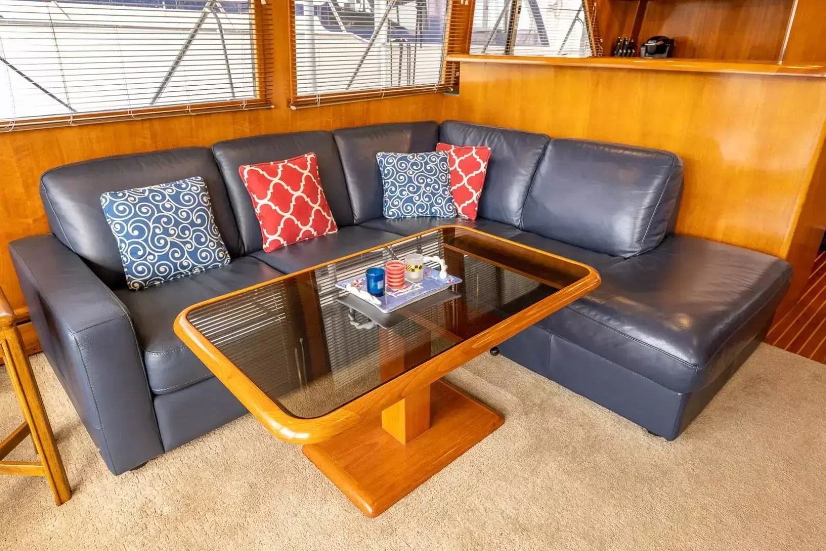 1990 Ocean 522 pilothouse