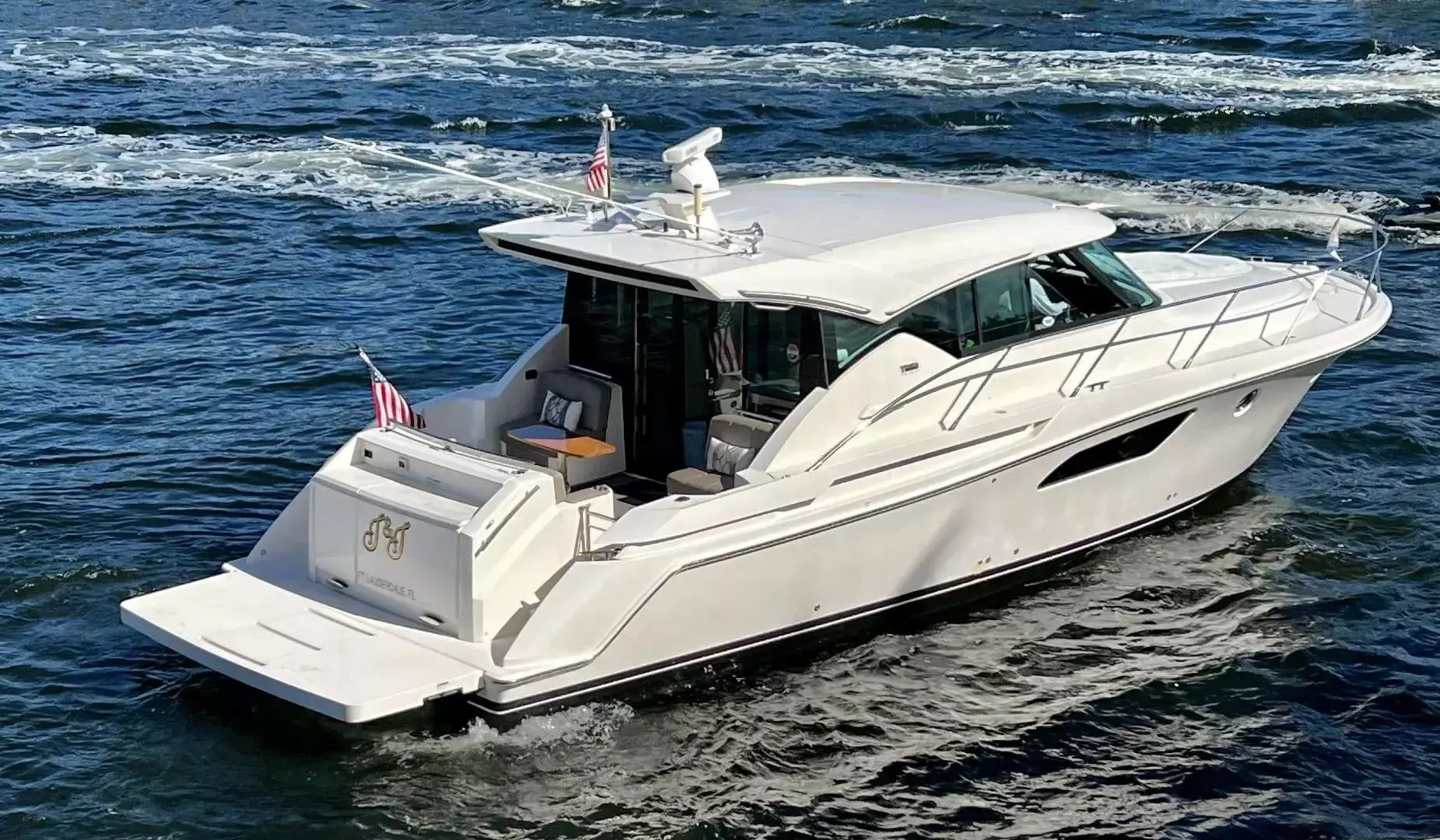 2017 Tiara 44 coupe