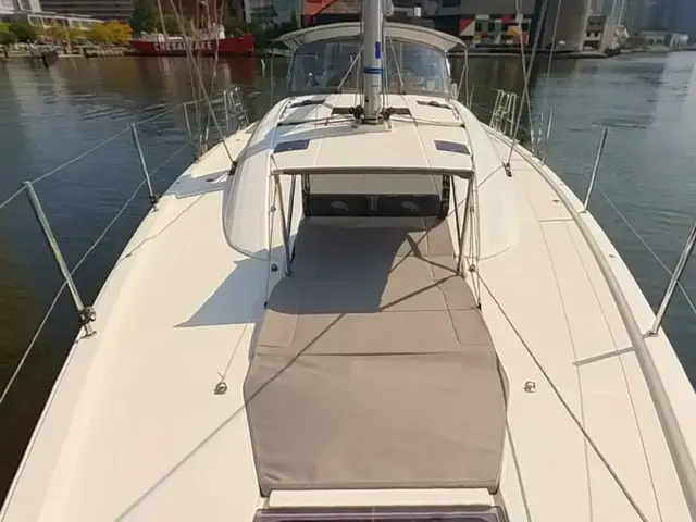 Jeanneau YACHTS 54