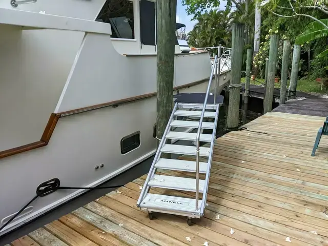 GRAND ALASKAN 60 Pilothouse